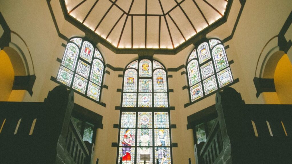 Kepopuleran Lawang Sewu Dinilai dari Aspek Sejarah dan Budaya
