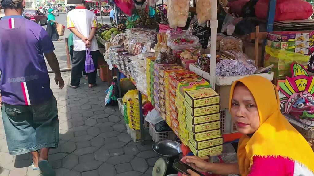 Pasar Klewer Solo: Surga Kuliner Para Penikmat Kue Tradisional