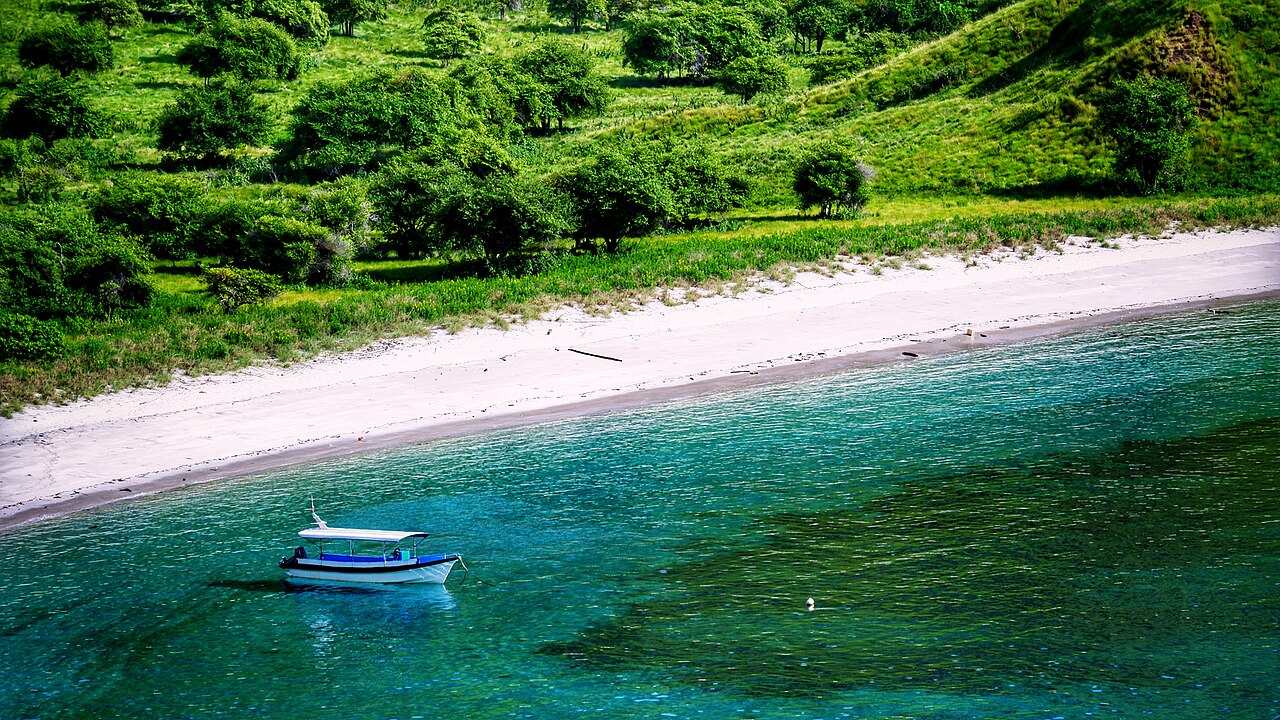 Labuan Bajo Bukan Lagi Sekadar Destinasi Ini Alasan Wisatawan Terus Berdatangan