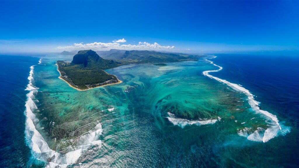 Kenapa Para Seleb Dunia Kabur ke Mauritius untuk Liburan Mewah