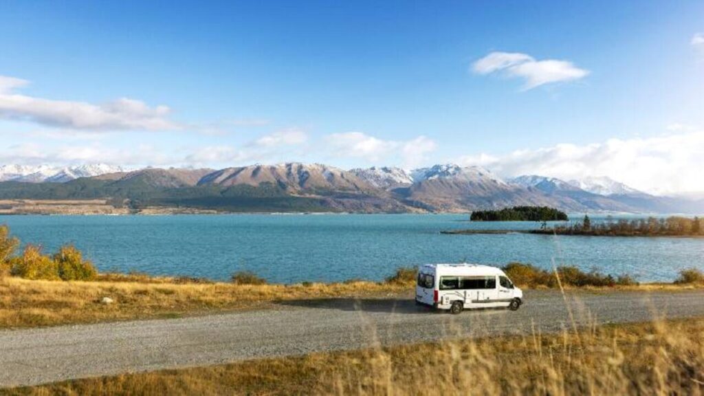 Road Trip Impian di Selandia Baru? Pahami Dulu Aturan Berkendara dan Camping-nya!