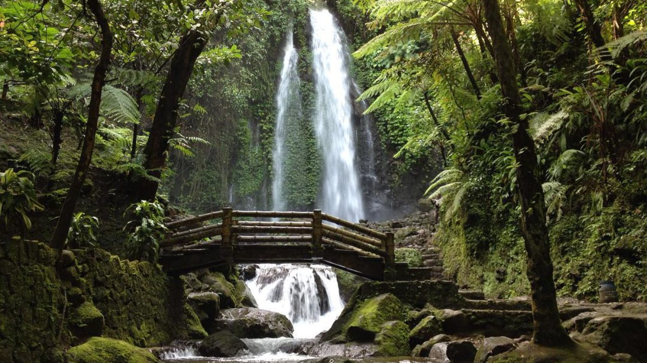 Air Terjun Jumog di Karanganyar, Surga Tersembunyi yang Bikin Pengunjung Tak Mau Pulang!