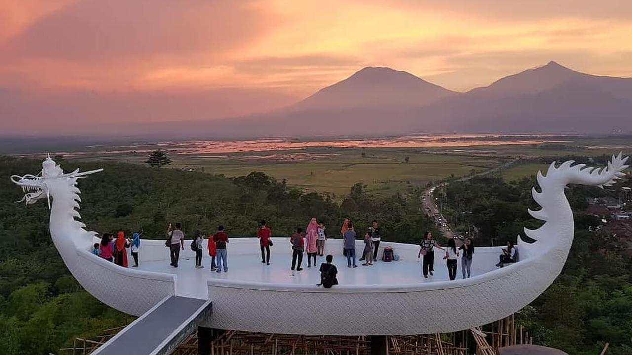 Bak Negeri di Atas Awan! Eling Bening Jadi Destinasi Favorit di Semarang