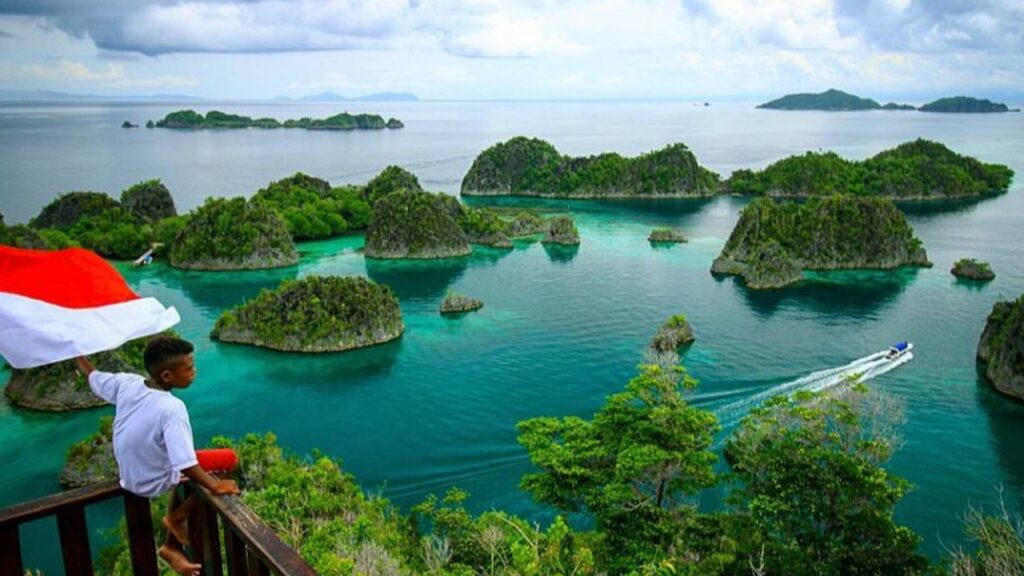 Menpar Buka Suara! Destinasi Wisata Indonesia Dipastikan Aman Meski Situasi Timur Tengah Memanas
