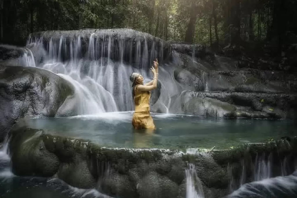 Air Terjun Semolon, Oase Tersembunyi di Pedalaman Hutan Kaltara