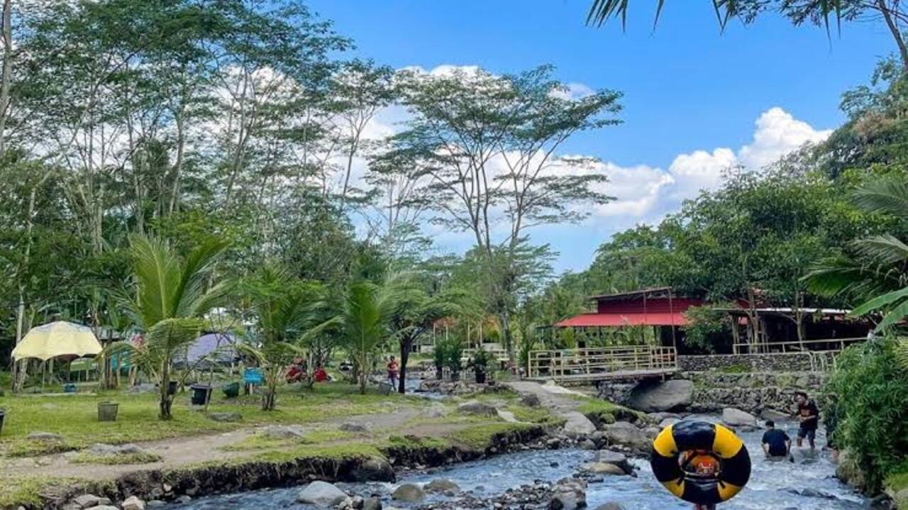 Hidden Gem Jogja! Ledok Sambi Ecopark, Sungai Jernih dan Suasana Alam yang Menenangkan!