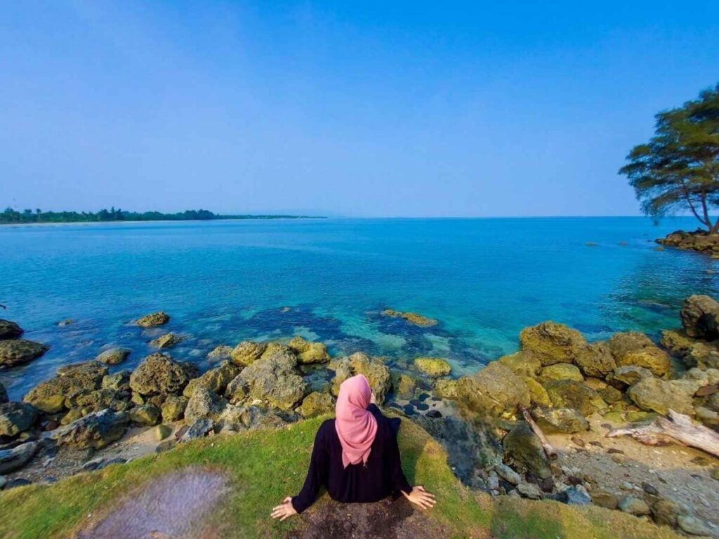Hidden Gem Banten! Pantai Bugel Jadi Spot Camping Favorit Para Petualang