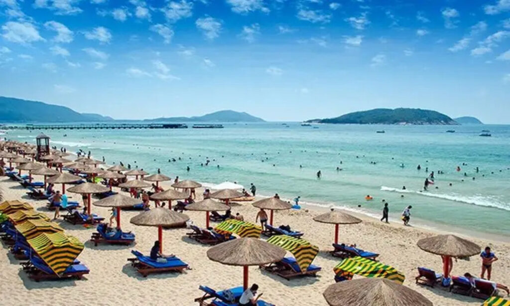 Pulau Hainan Berubah Jadi Panggung Raksasa! Karnaval Musim Hadirkan Pesta Meriah di Seluruh Wilayah